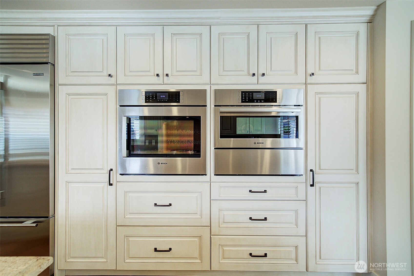 8711 NE 11th Street, Medina, WA 98039