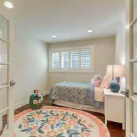 8711 NE 11th Street, Medina, WA 98039