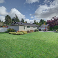 8711 NE 11th Street, Medina, WA 98039