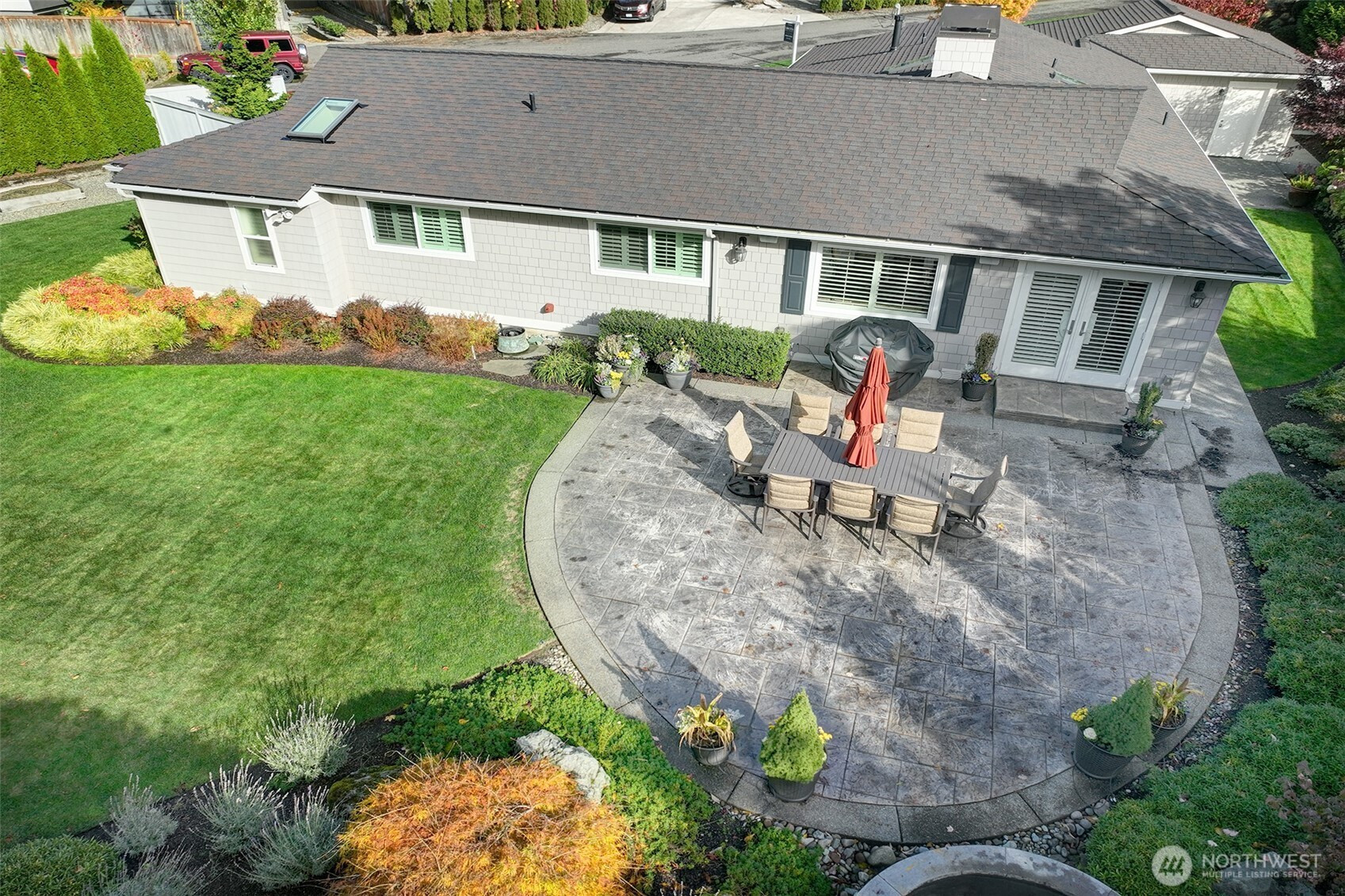 8711 NE 11th Street, Medina, WA 98039