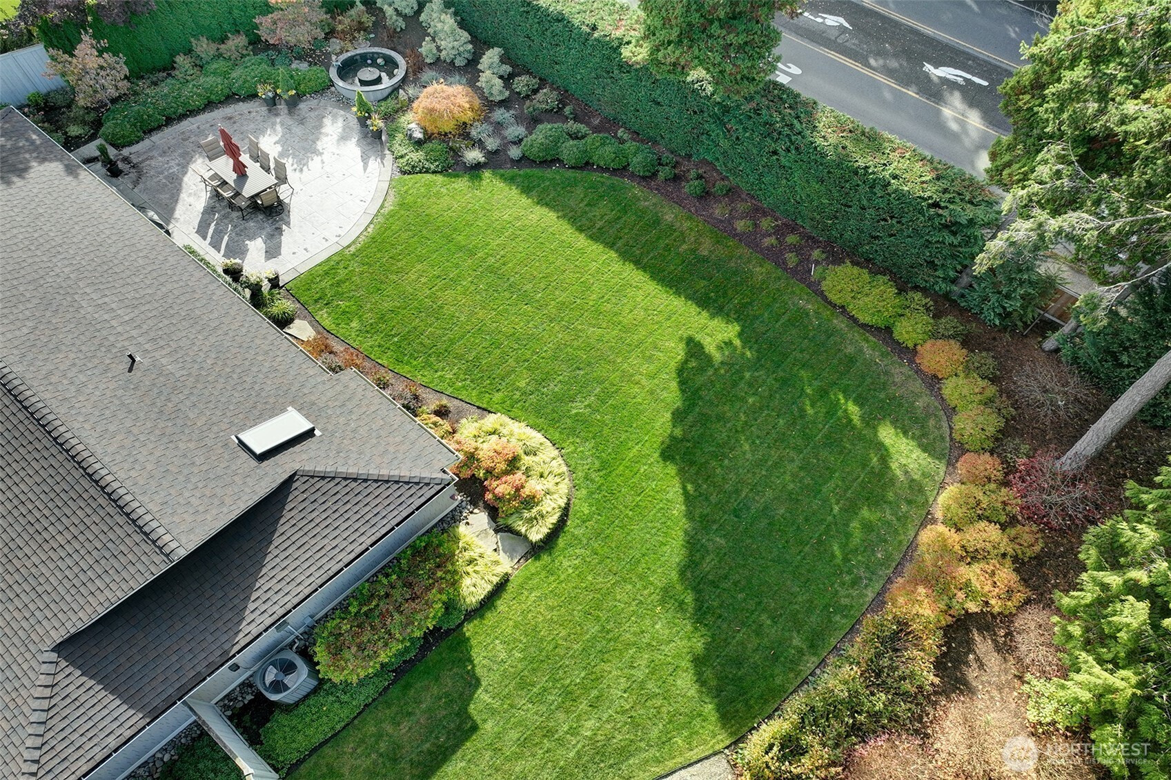 8711 NE 11th Street, Medina, WA 98039