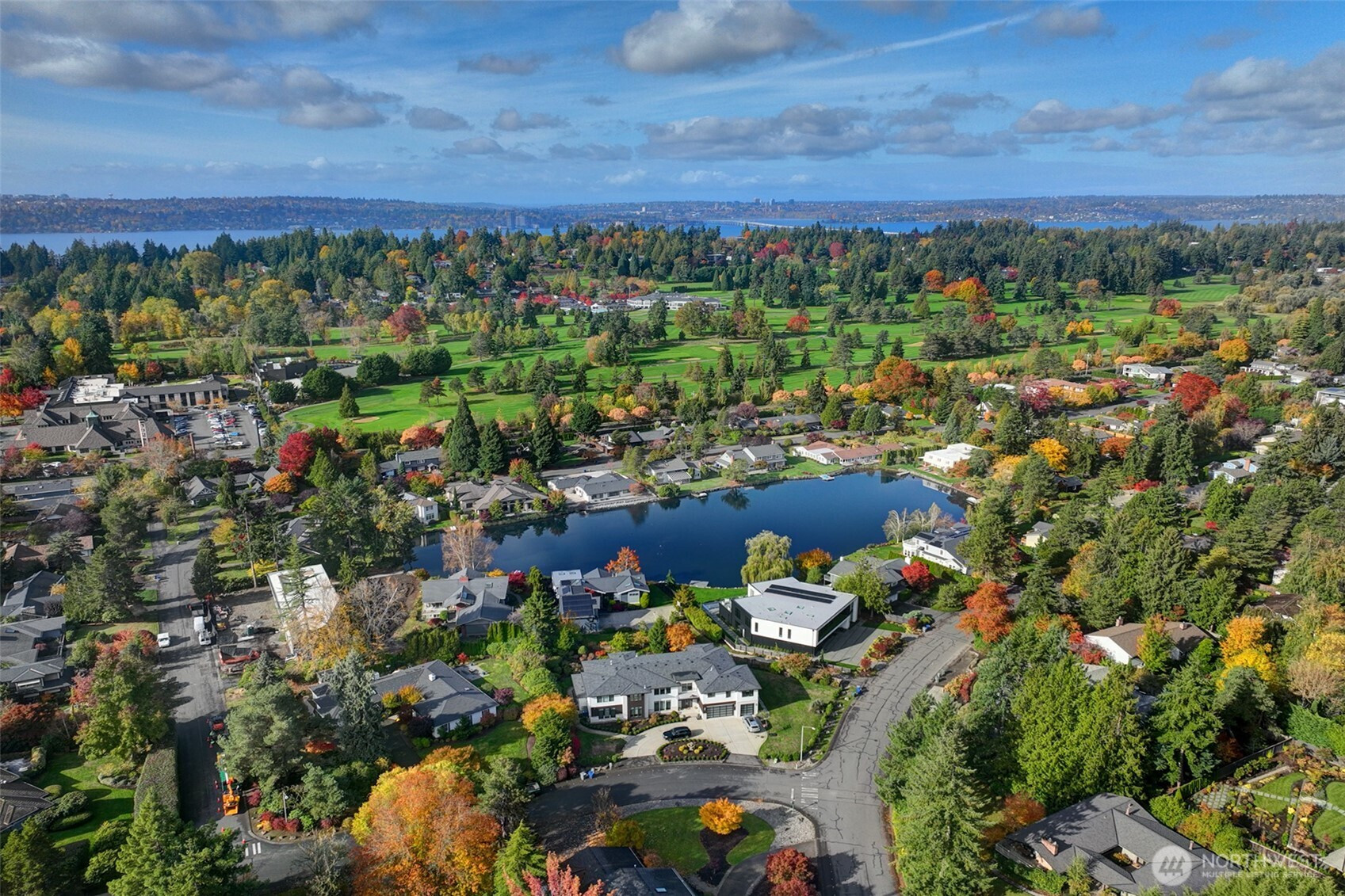 8711 NE 11th Street, Medina, WA 98039