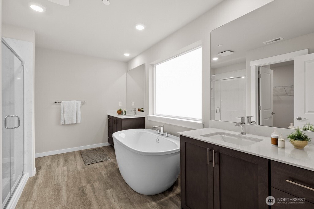 11567 SE 84th Street, Newcastle, WA 98056