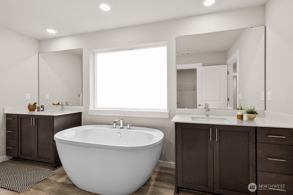 11567 SE 84th Street, Newcastle, WA 98056