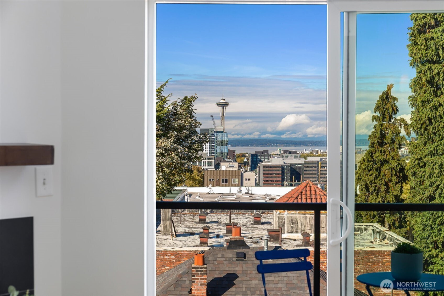 231 Belmont Avenue E, Seattle, WA 98102