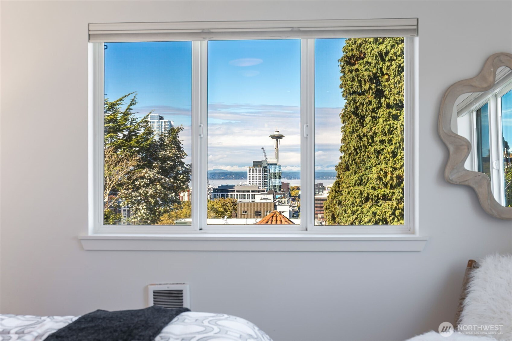 231 Belmont Avenue E, Seattle, WA 98102