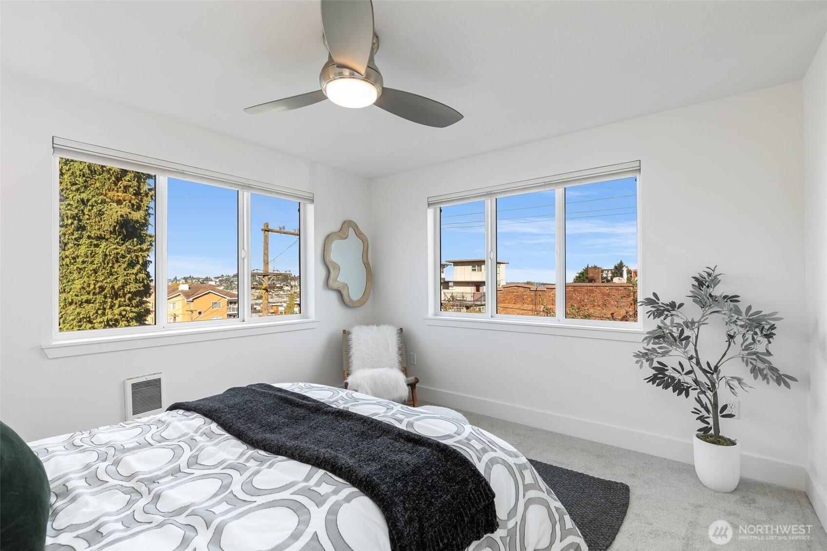 231 Belmont Avenue E, Seattle, WA 98102