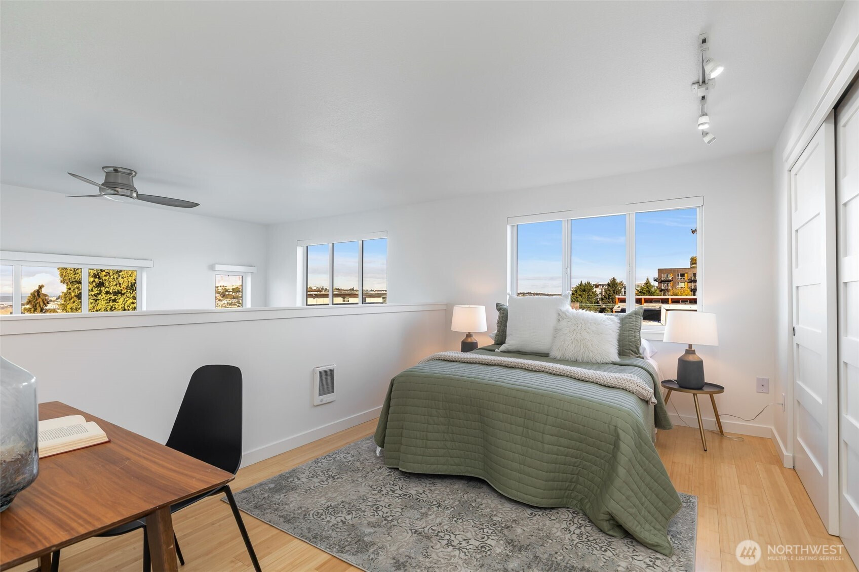 231 Belmont Avenue E, Seattle, WA 98102