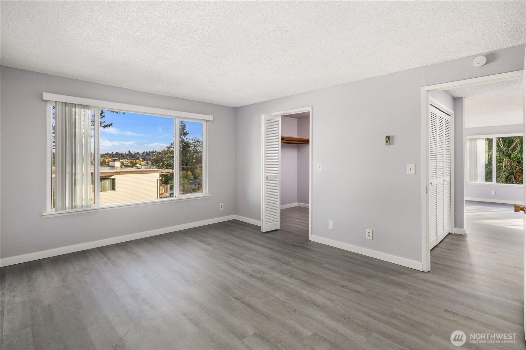 3600 25th Avenue W, Seattle, WA 98199