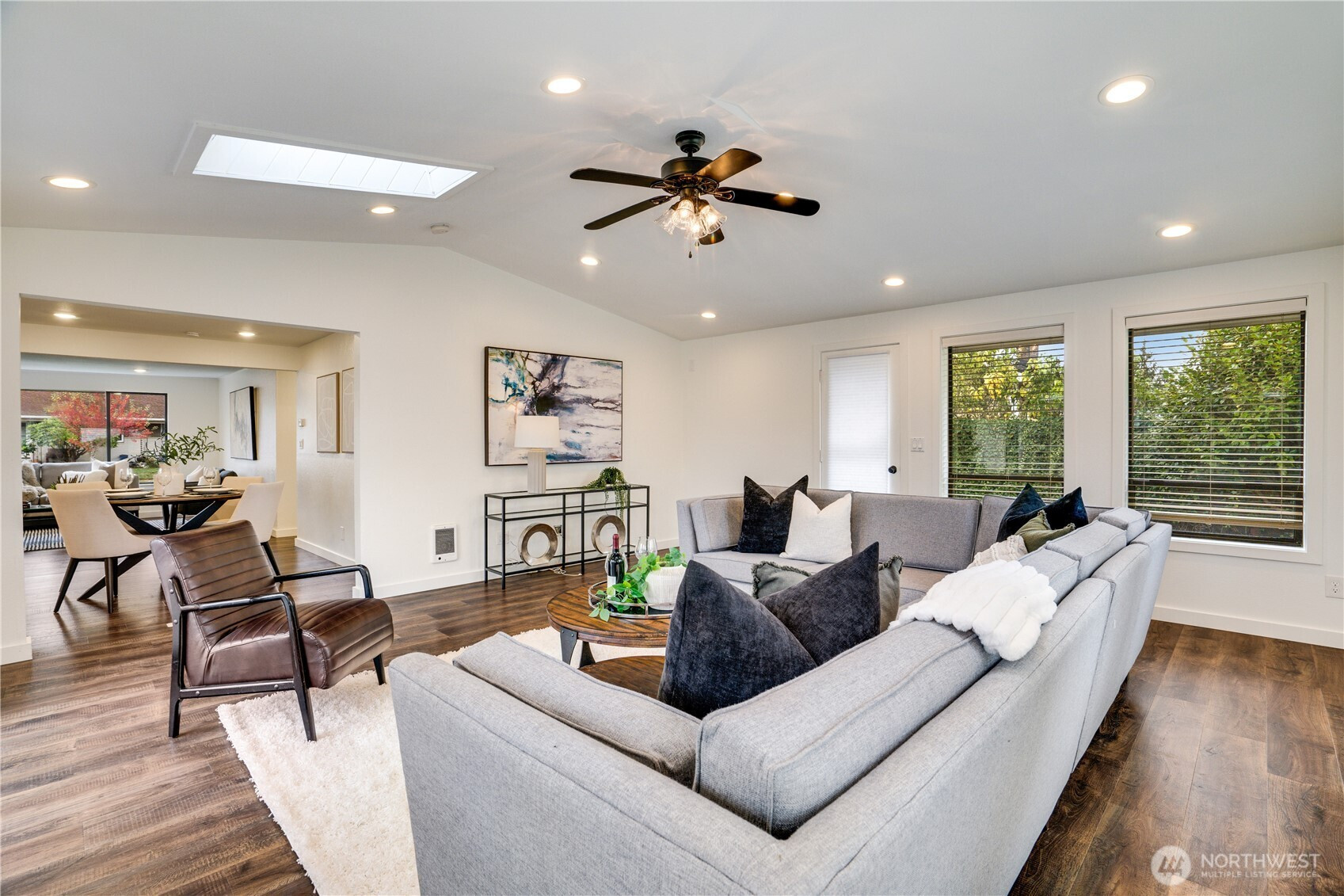 1128 Lenore Drive, Tacoma, WA 98406