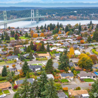 1128 Lenore Drive, Tacoma, WA 98406