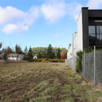 23809 West Valley Hwy S, Kent, WA 98032