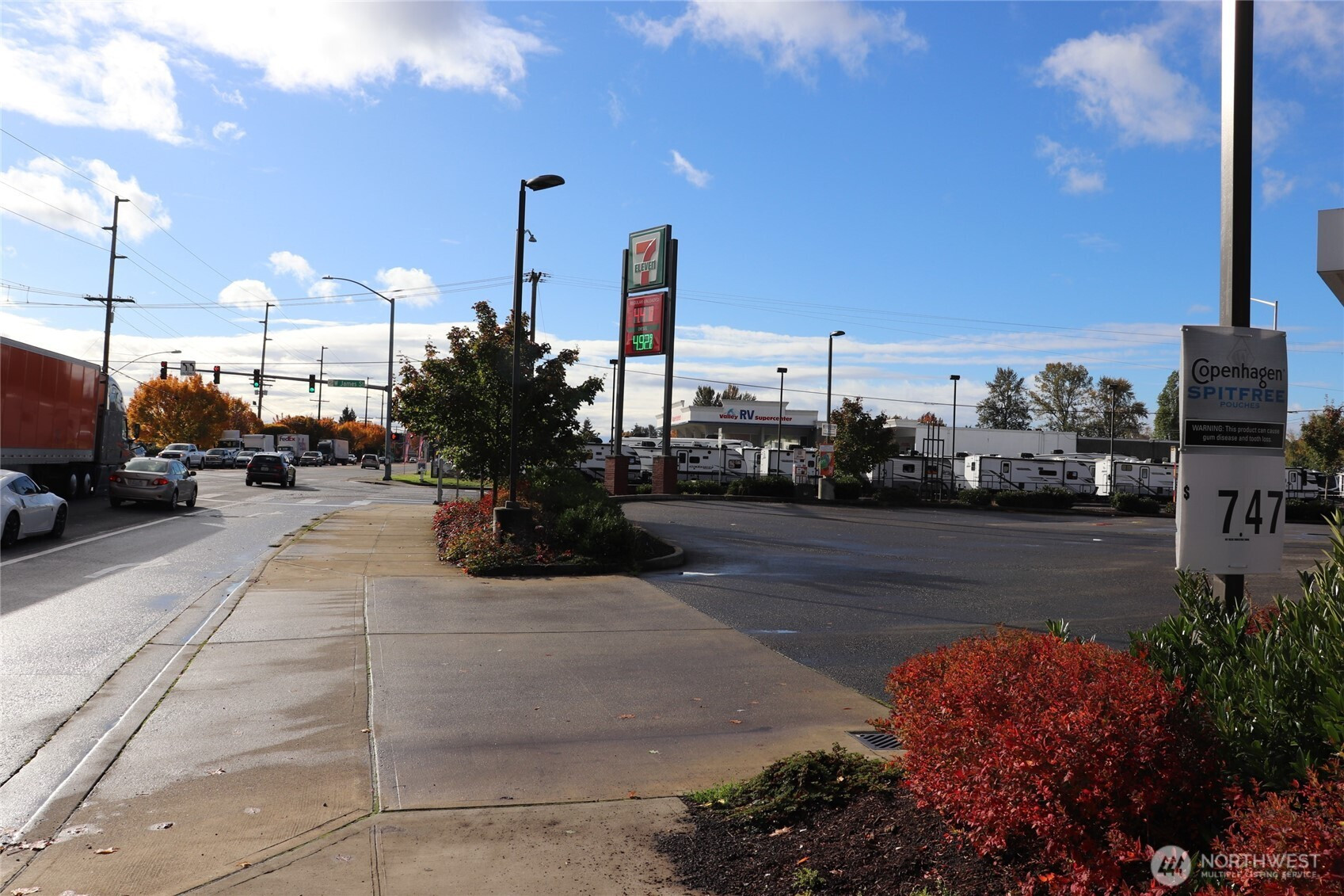 23809 West Valley Hwy S, Kent, WA 98032