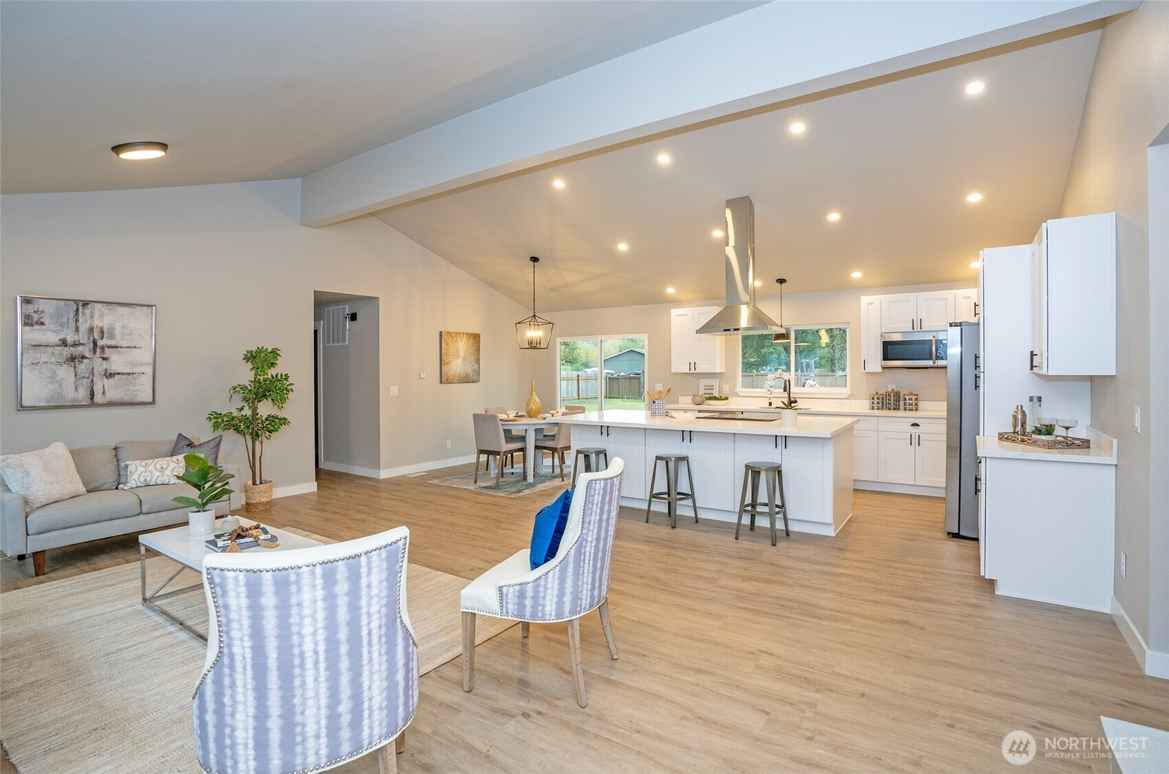 19616 14th Street SW, Lakebay, WA 98349