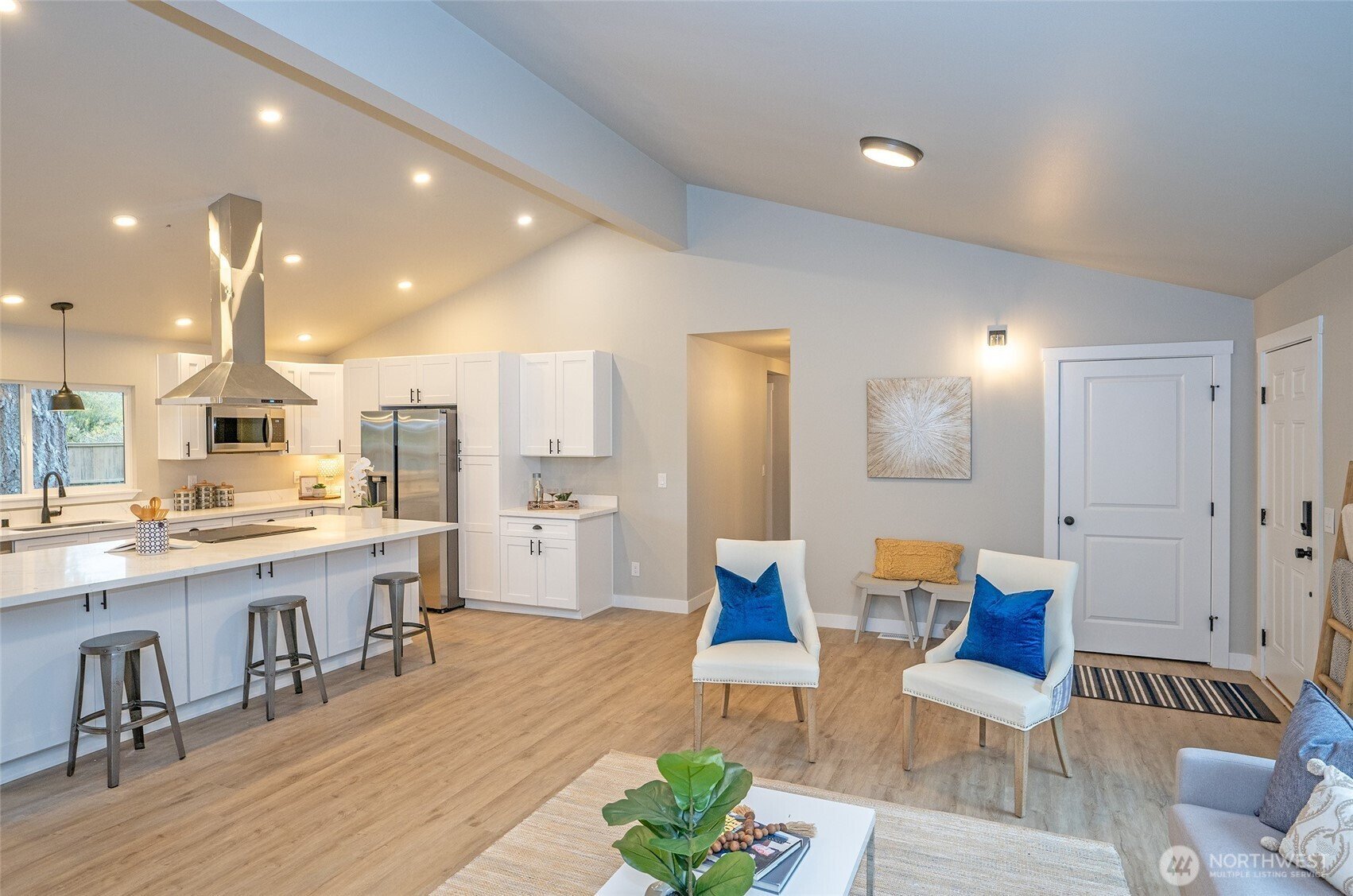 19616 14th Street SW, Lakebay, WA 98349