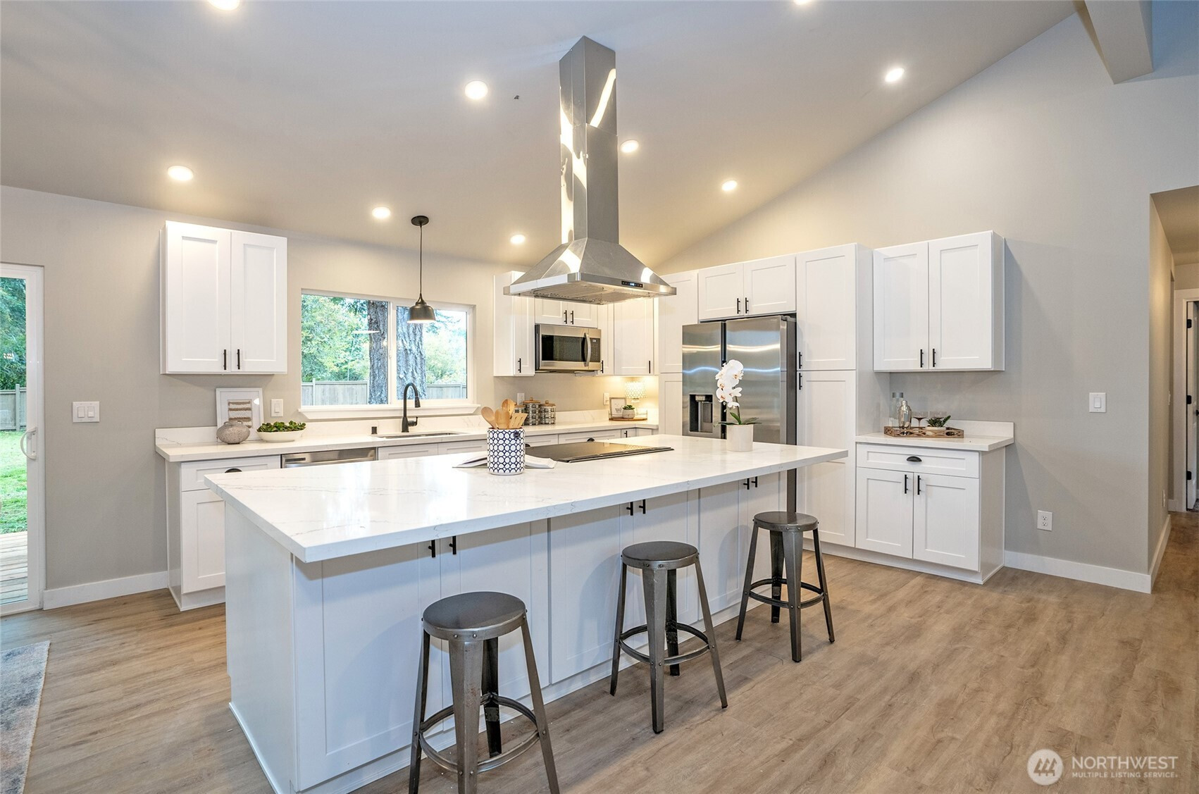 19616 14th Street SW, Lakebay, WA 98349