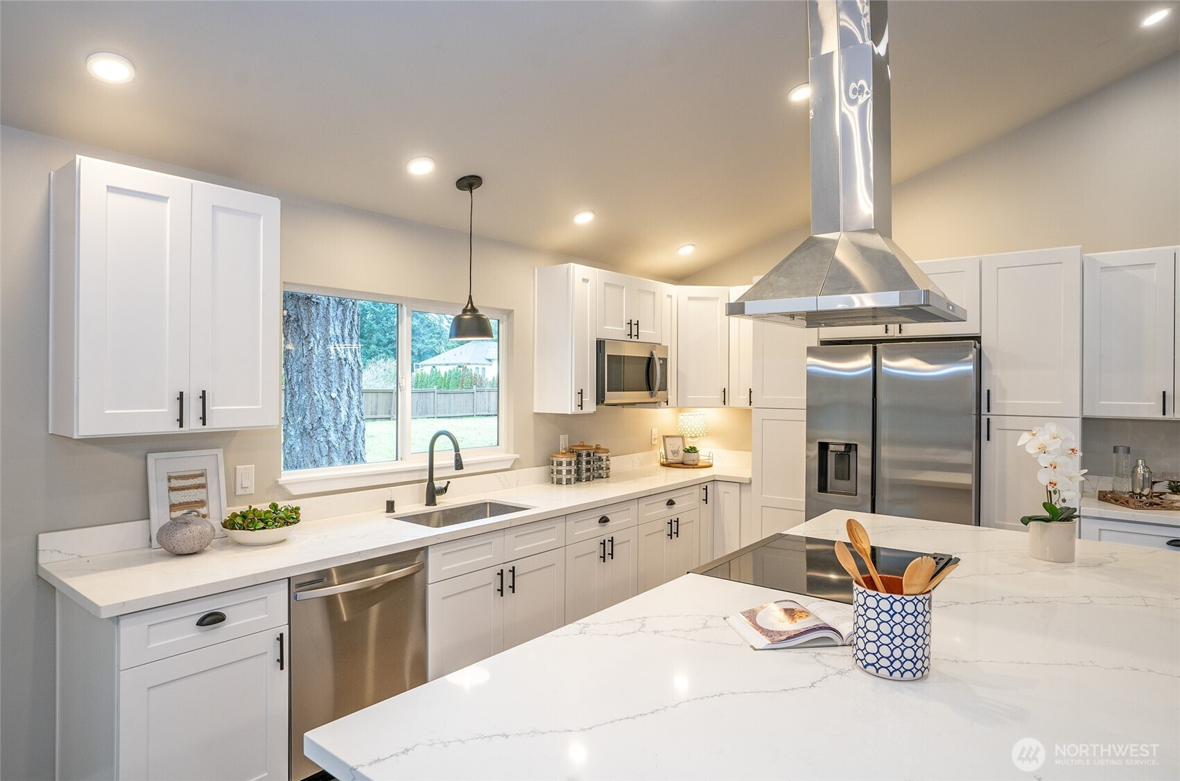 19616 14th Street SW, Lakebay, WA 98349