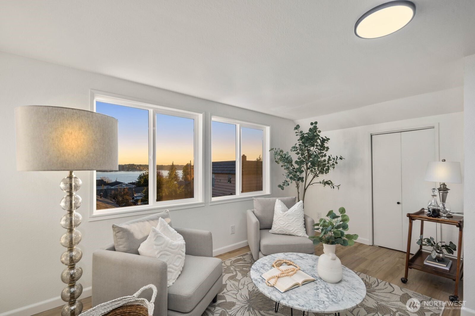 1011 Ironsides Avenue, Bremerton, WA 98310