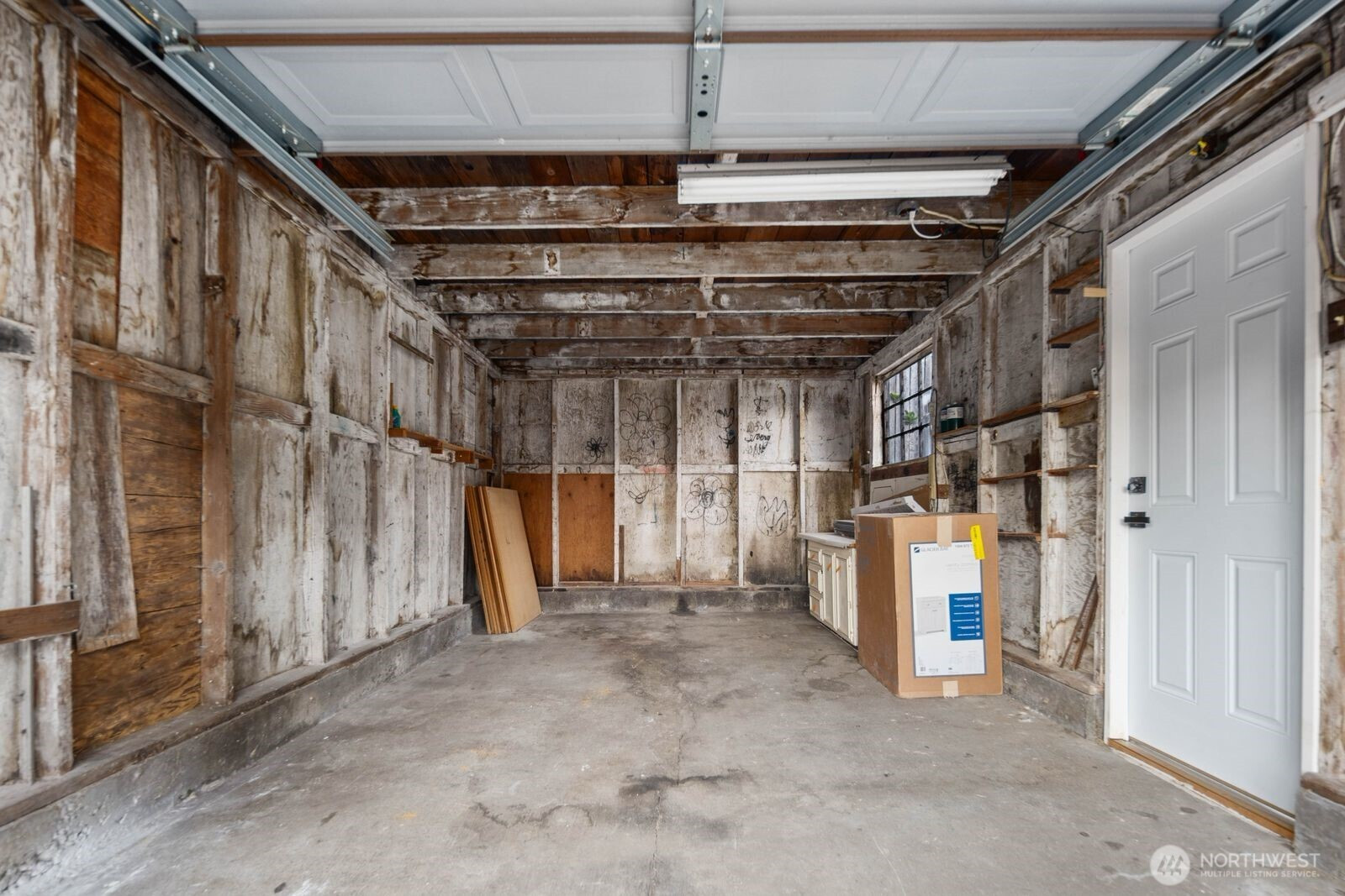 1011 Ironsides Avenue, Bremerton, WA 98310