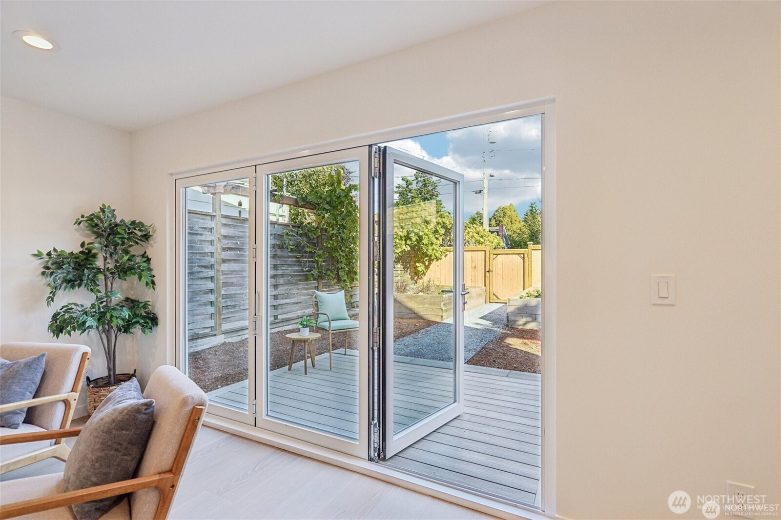 316 N 117th Street, Seattle, WA 98133