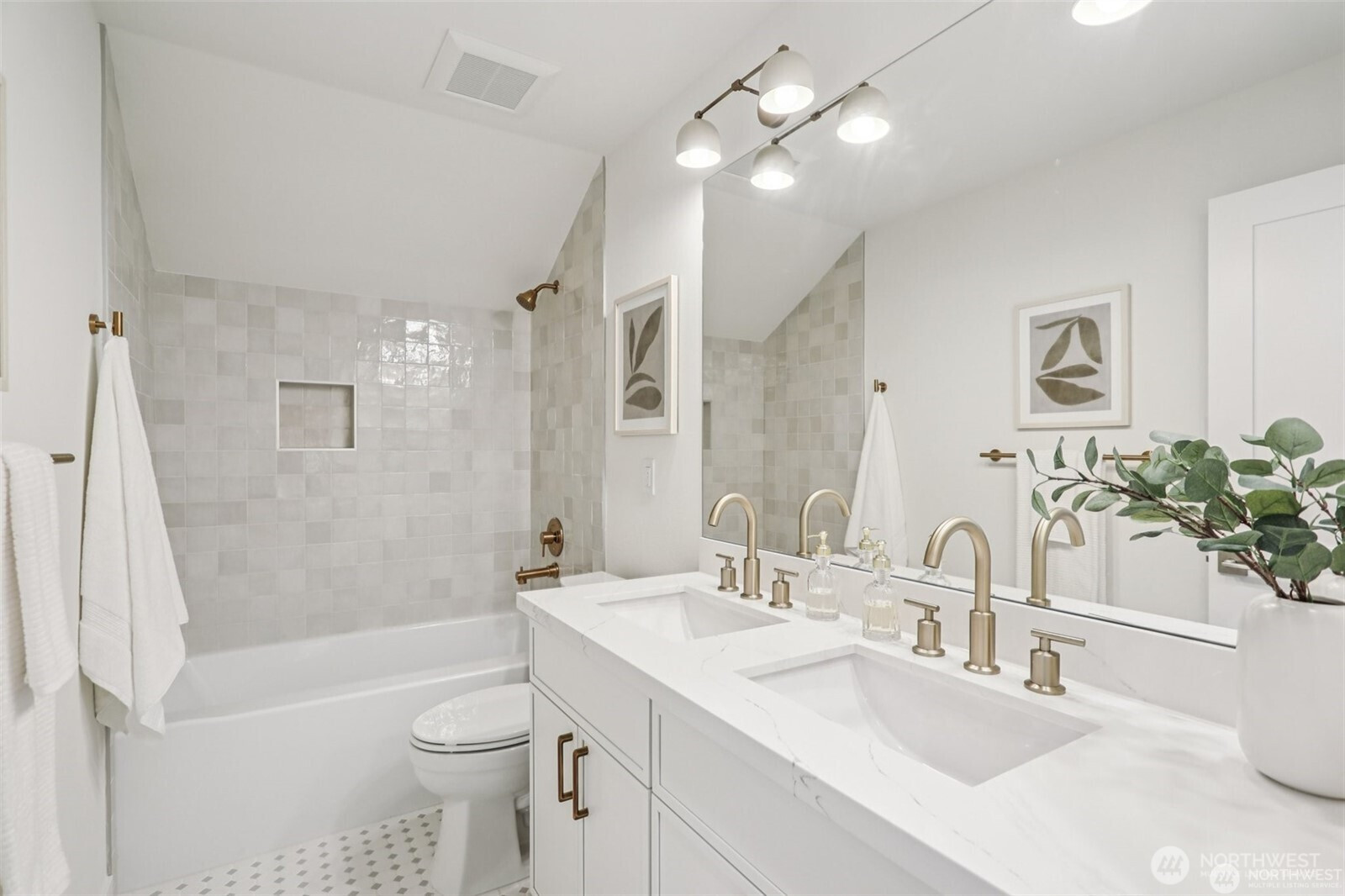 316 N 117th Street, Seattle, WA 98133