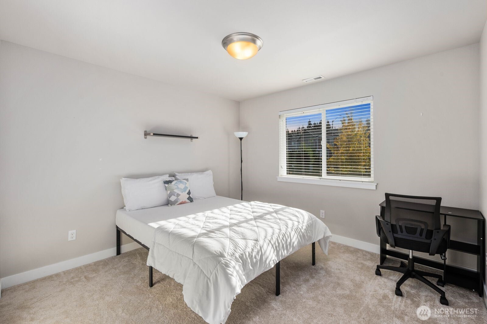 3819 82nd Drive NE, Marysville, WA 98270