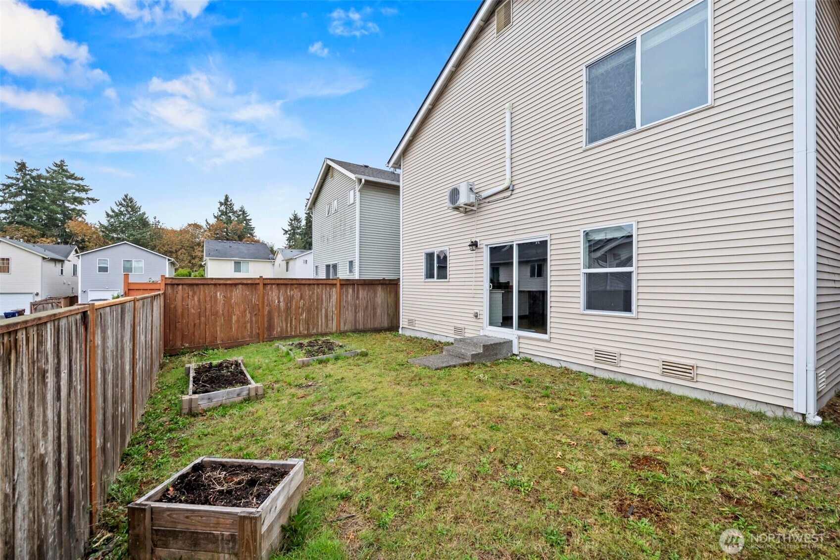 1827 E 43rd Street, Tacoma, WA 98404