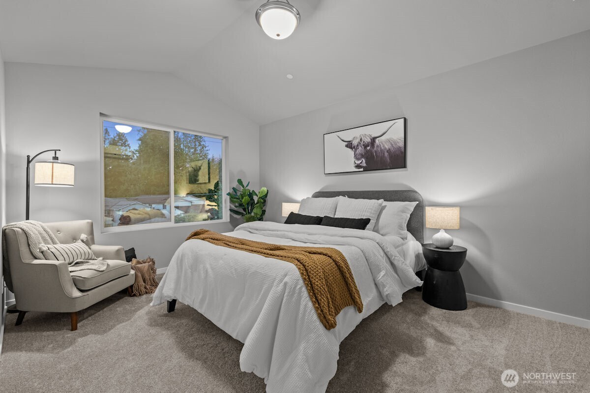 7025 Rainier Drive, Everett, WA 98203