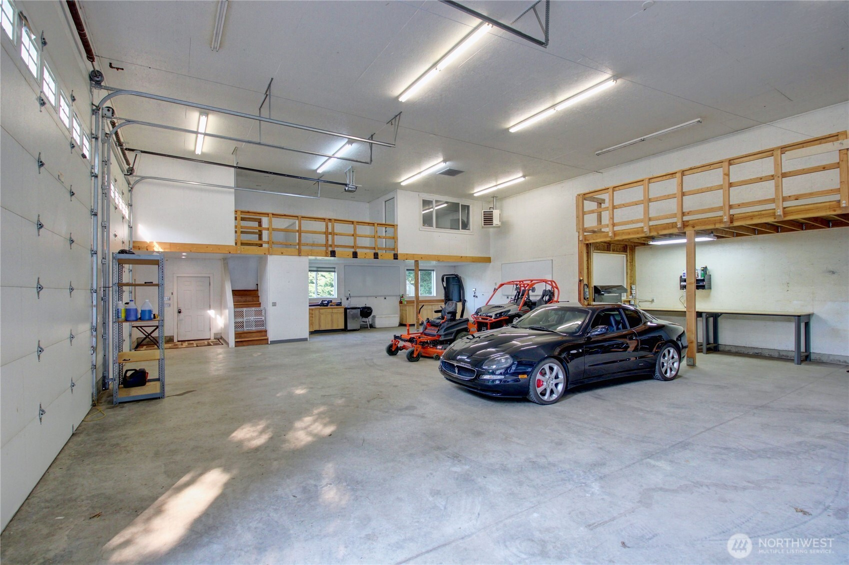 5 Maplewood Lane, Bow, WA 98232