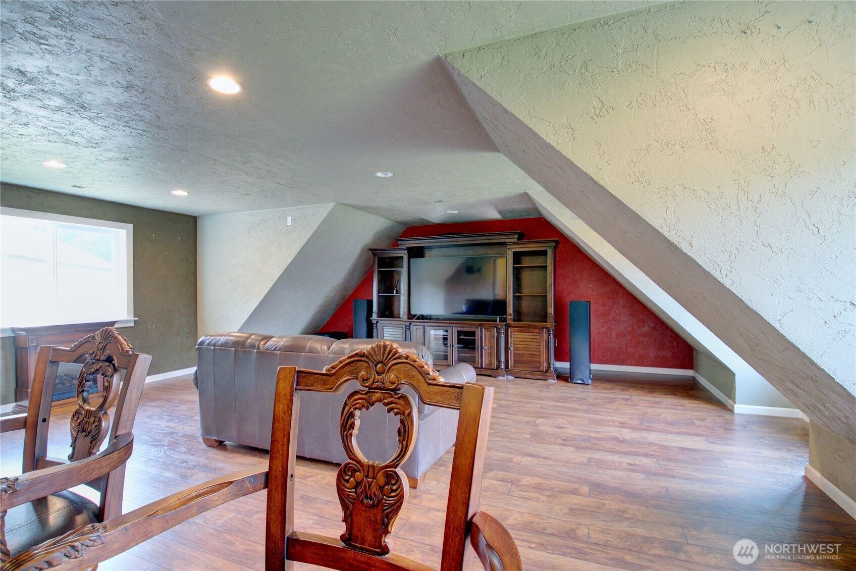 5 Maplewood Lane, Bow, WA 98232