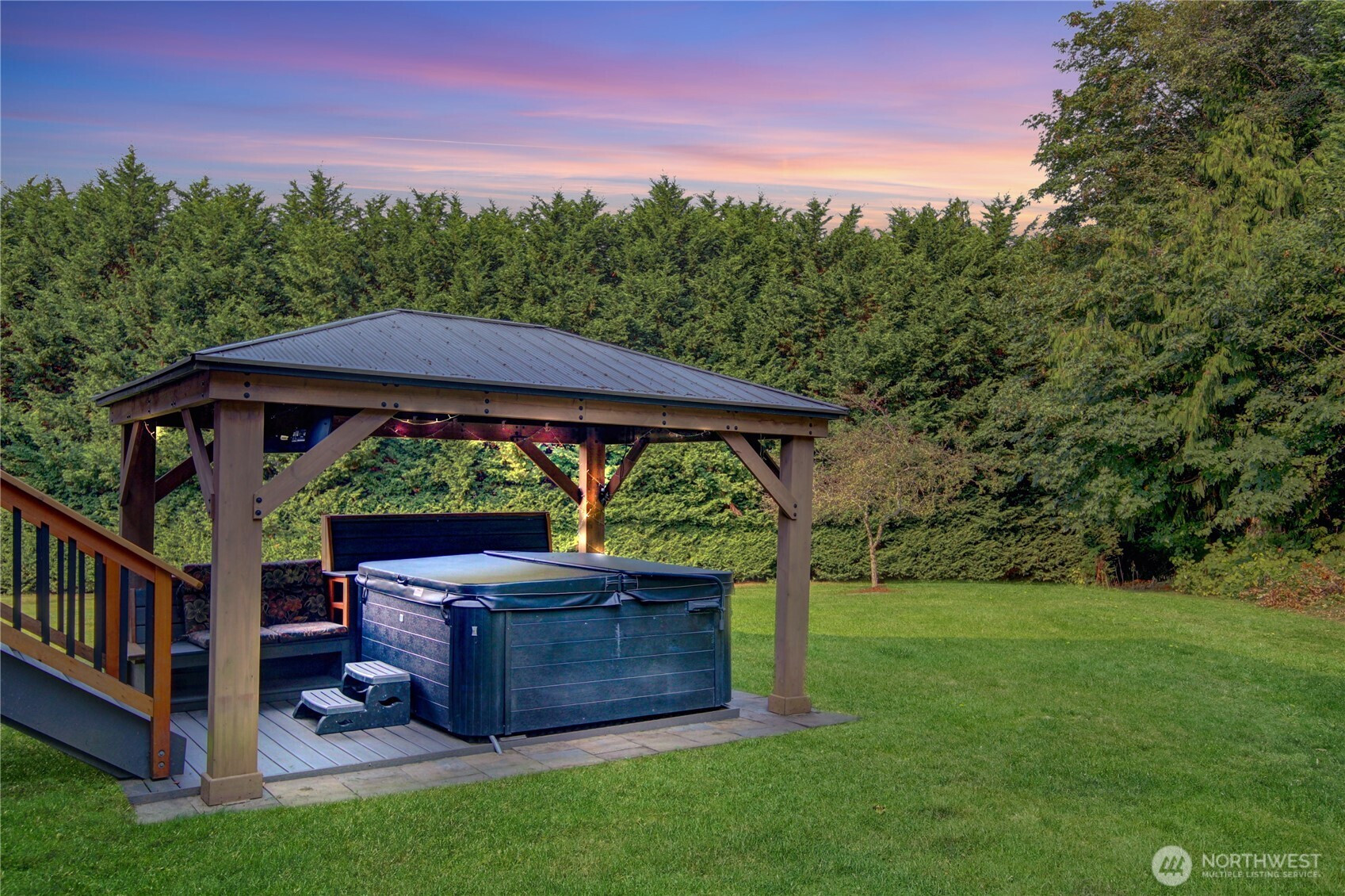 5 Maplewood Lane, Bow, WA 98232