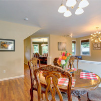 5 Maplewood Lane, Bow, WA 98232