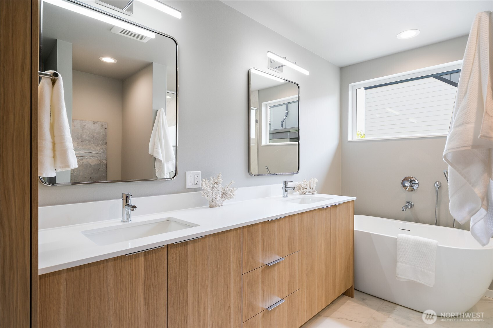 1801 NW 65th Street, Seattle, WA 98117