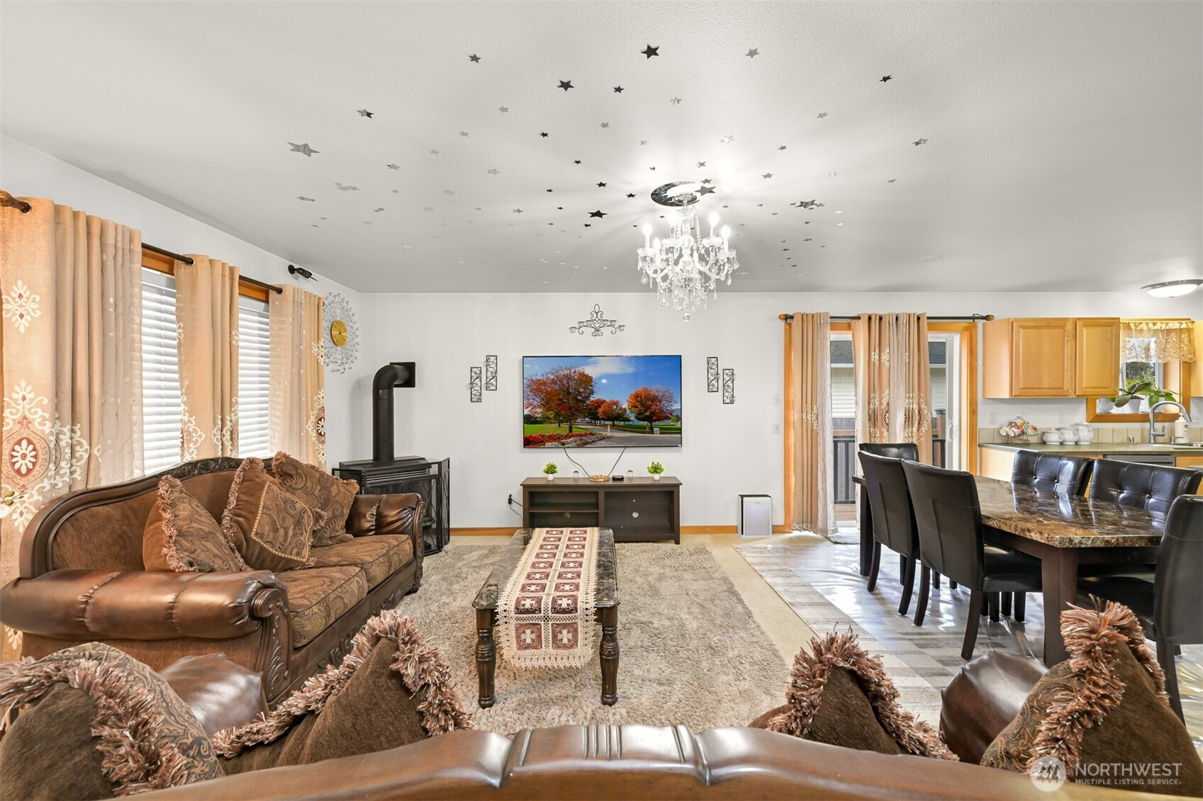 652 H Street, Blaine, WA 98230