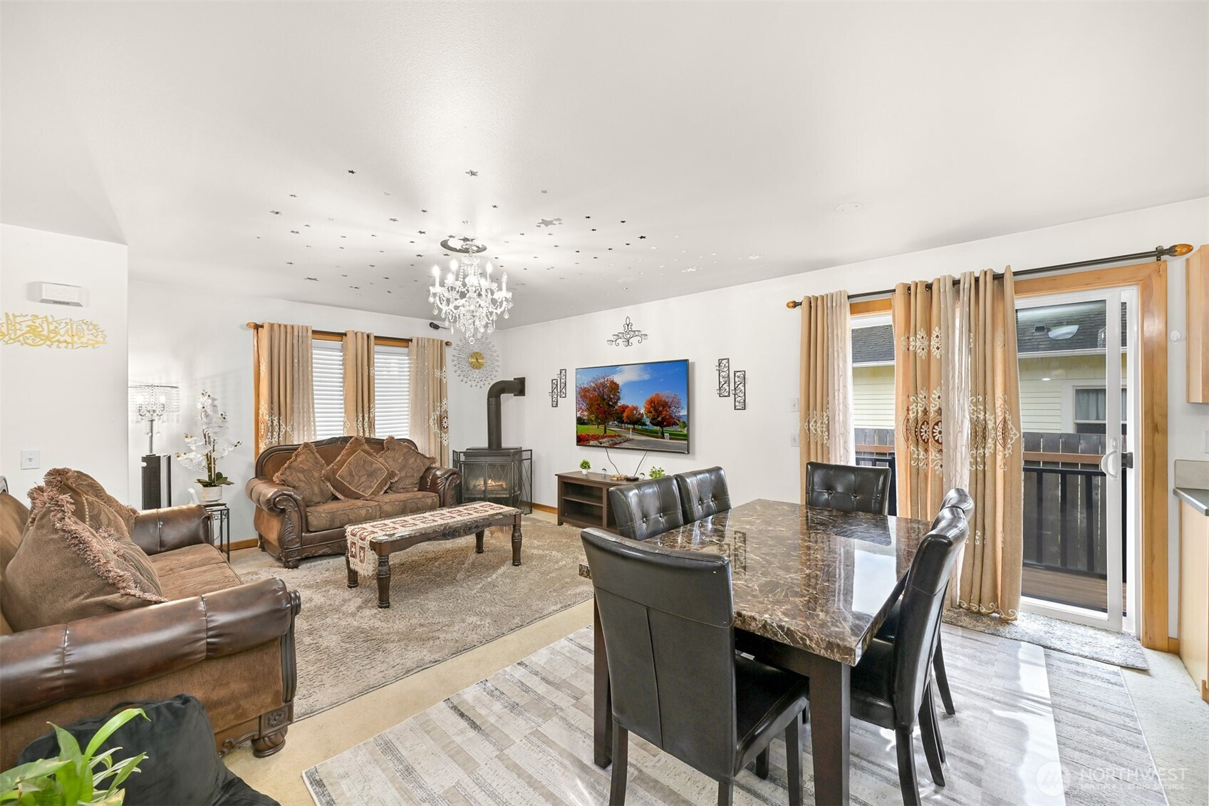 652 H Street, Blaine, WA 98230