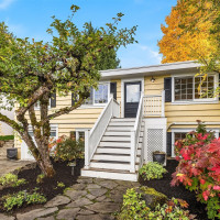 2440 64th Avenue SE, Mercer Island, WA 98040