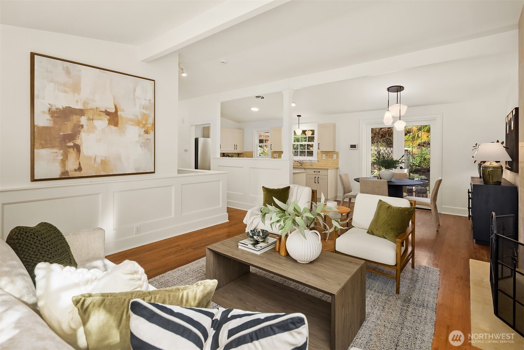 2440 64th Avenue SE, Mercer Island, WA 98040