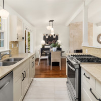 2440 64th Avenue SE, Mercer Island, WA 98040