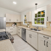 2440 64th Avenue SE, Mercer Island, WA 98040