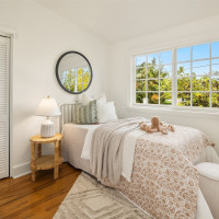 2440 64th Avenue SE, Mercer Island, WA 98040