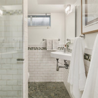 2440 64th Avenue SE, Mercer Island, WA 98040