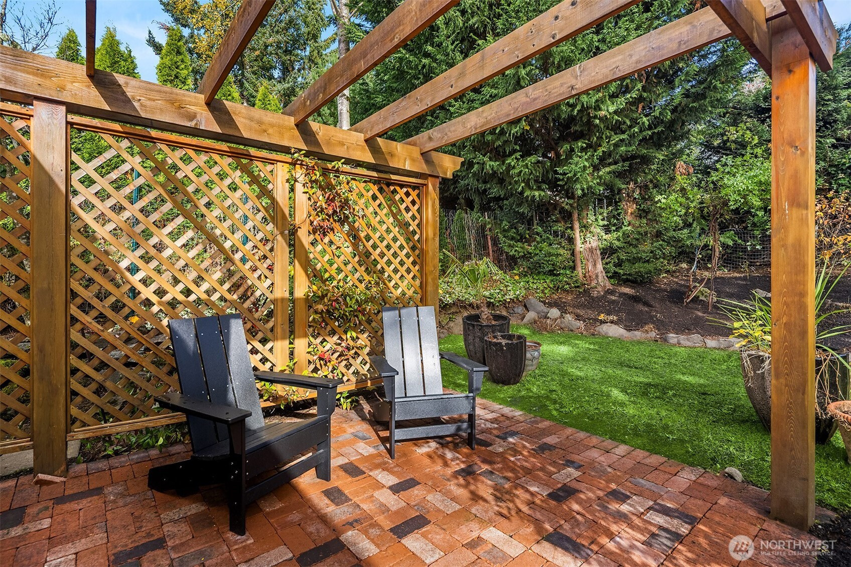 2440 64th Avenue SE, Mercer Island, WA 98040