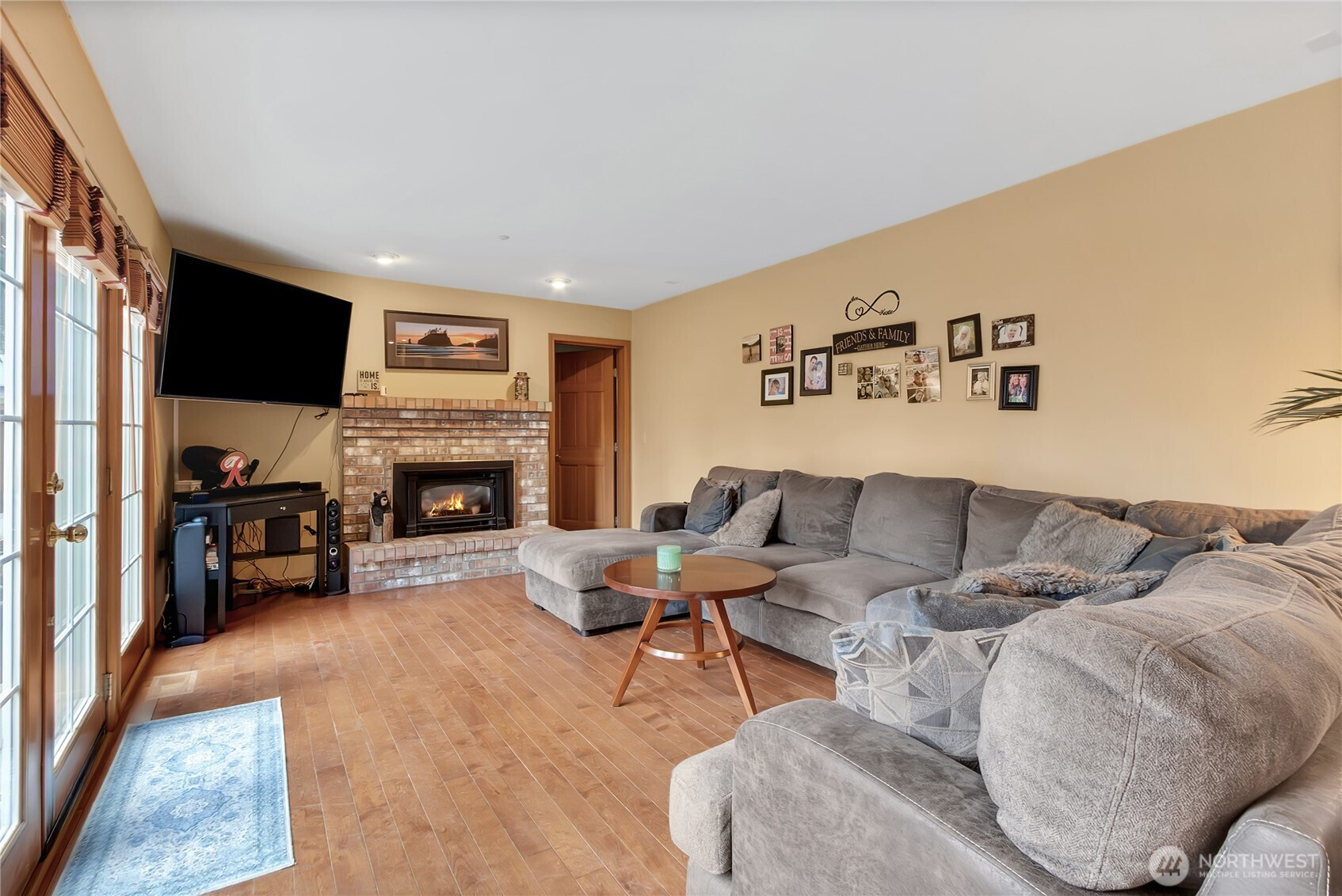 3308 204th Avenue Ct E, Lake Tapps, WA 98391