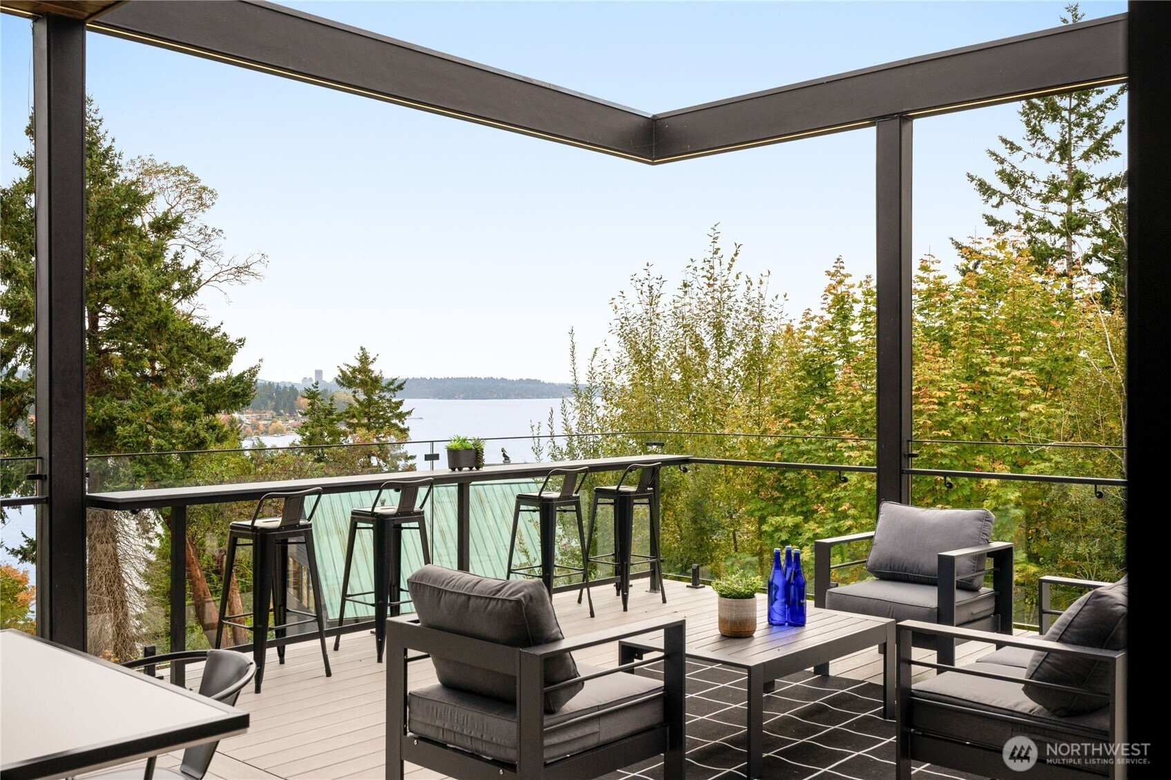 8933 NE 117th Place, Kirkland, WA 98034