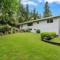 15641 SE 24th St, Bellevue, WA 98008