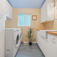 15641 SE 24th St, Bellevue, WA 98008