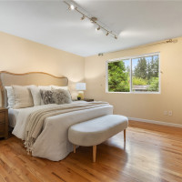 15641 SE 24th St, Bellevue, WA 98008