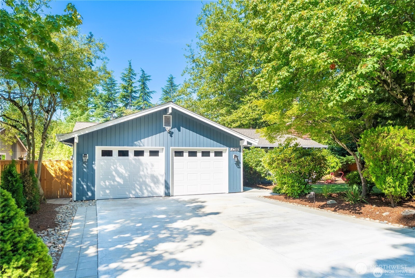 11527 113th PL NE, Kirkland, WA 98033