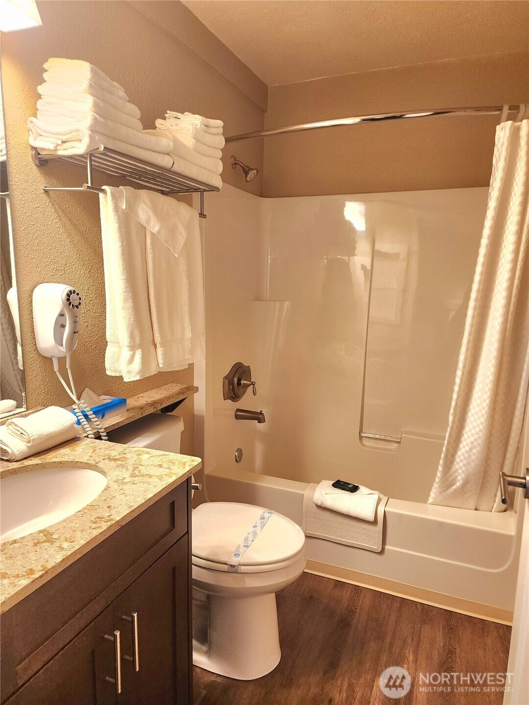 1 Beach 549-N, Manson, WA 98831