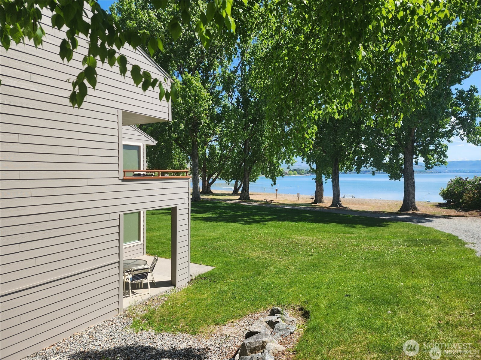 1 Beach 549-N, Manson, WA 98831